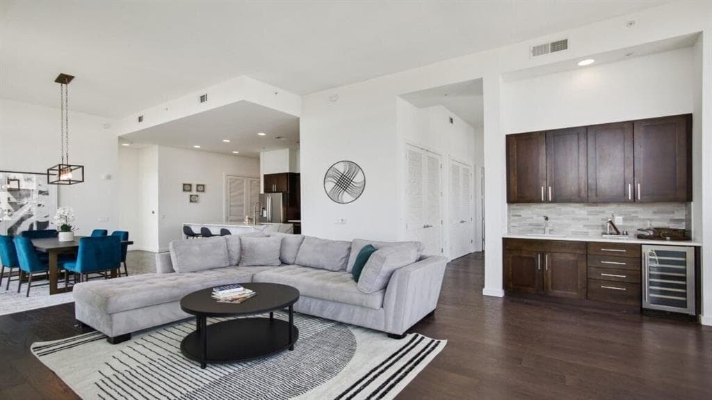 2 bedroom, 3 bathroom, 1,861 sq ft condominium for rent at 205 12th Street 2005, Atlanta, GA 30309 for $10,000 a month — photo 4