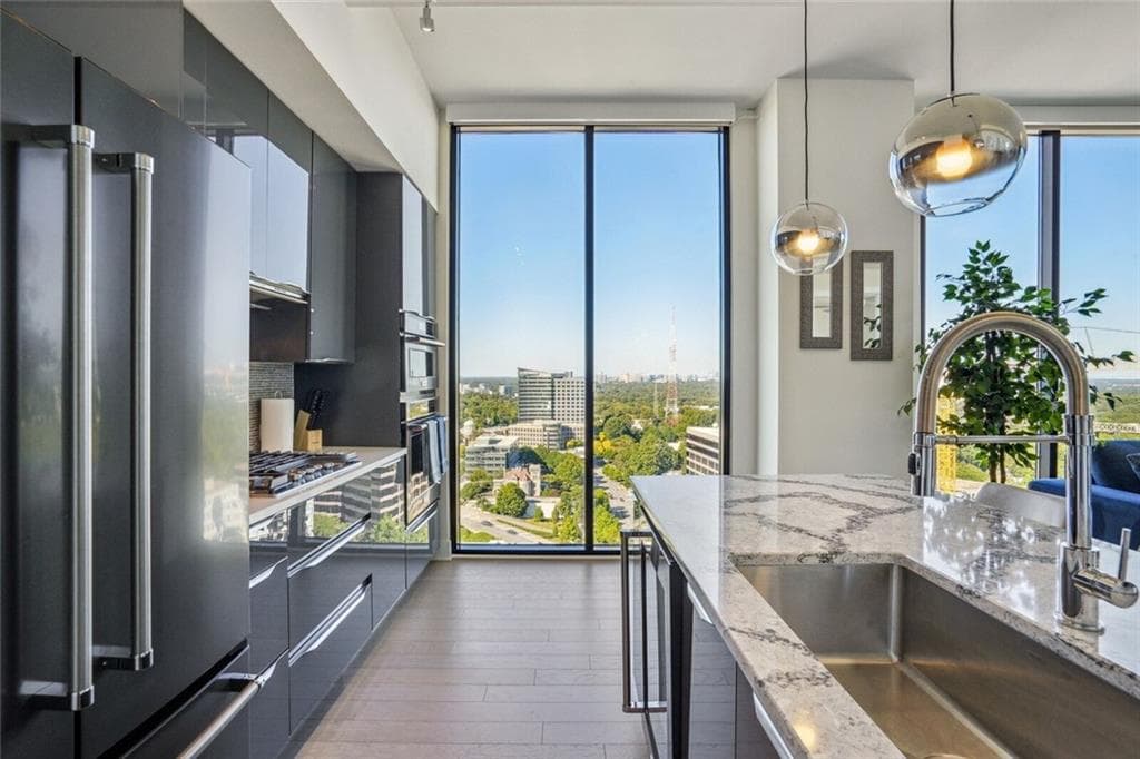 2 bedroom, 2 bathroom, 1,459 sq ft apartment for rent at 1400 W Peachtree Street 2721, Atlanta, GA 30309 for $9,400 a month — photo 10