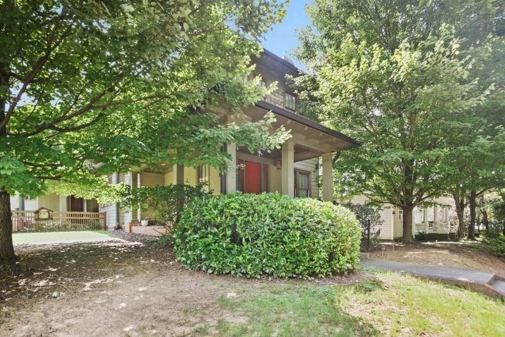 3 bedroom, 4 bathroom, 1,910 sq ft single family residence for rent at 519 N Highland Avenue, Atlanta, GA 30307 for $6,500 a month — photo 2