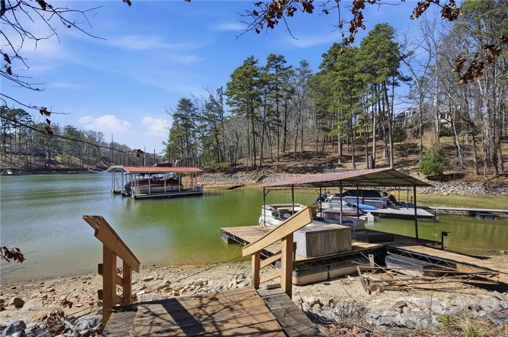 4 bedroom, 2 bathroom, 2,292 sq ft single family residence for sale at 6010 Pilgrim Point Circle, Cumming, GA 30041 — photo 6