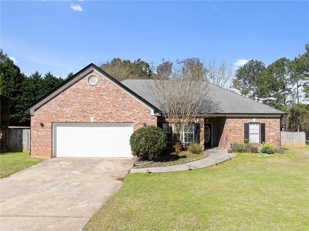 3 bedroom, 2 bathroom, 1,757 sq ft single family residence for sale at 716 Michael Drive, Winder, GA 30680 — photo 1 of 46