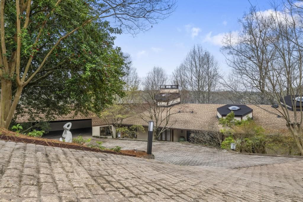 130 Huntcliff Point, Sandy Springs, GA 30350 — most recent listing photo