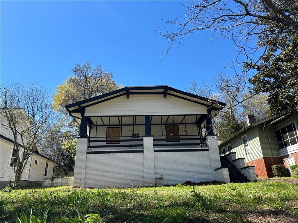 4 bedroom, 4 bathroom, 1,392 sq ft single family residence for sale at 1831 Jonesboro Road, Atlanta, GA 30315 — photo 2