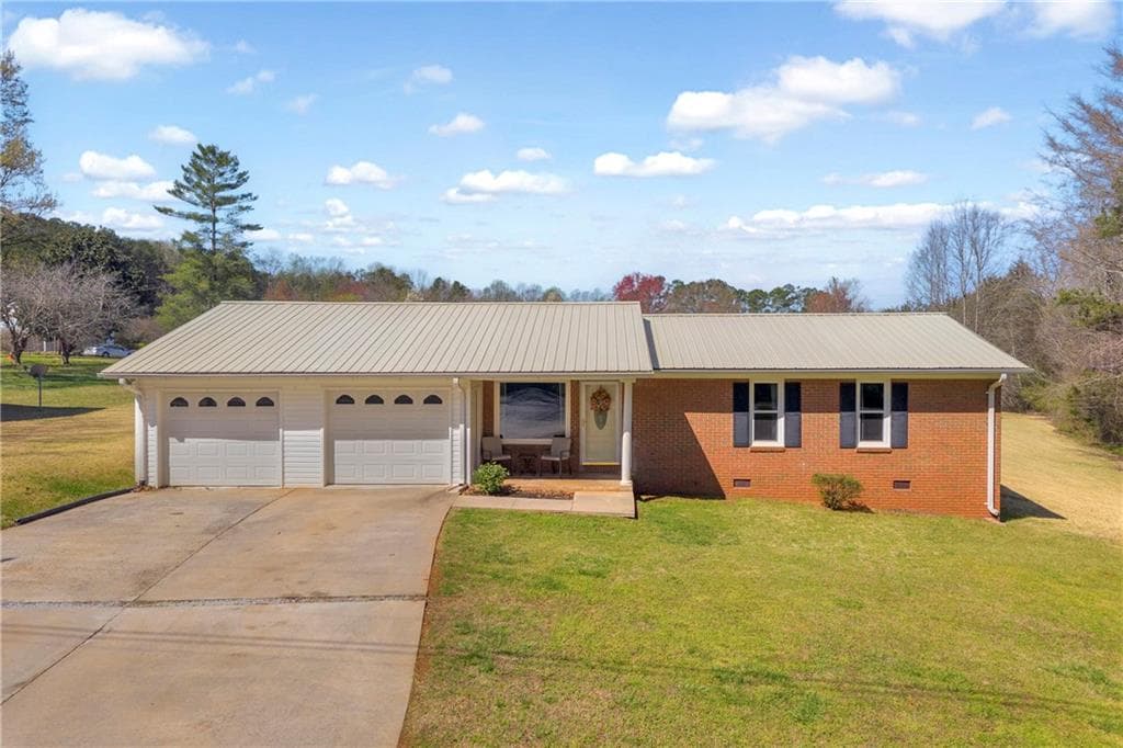586 Eastanollee Bypass, Eastanollee, GA 30538 — most recent listing photo