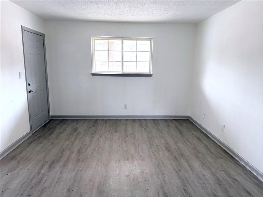 2 bedroom, 1 bathroom, 831 sq ft condominium for sale at 195 Sycamore Drive 39, Athens, GA 30606 — photo 8