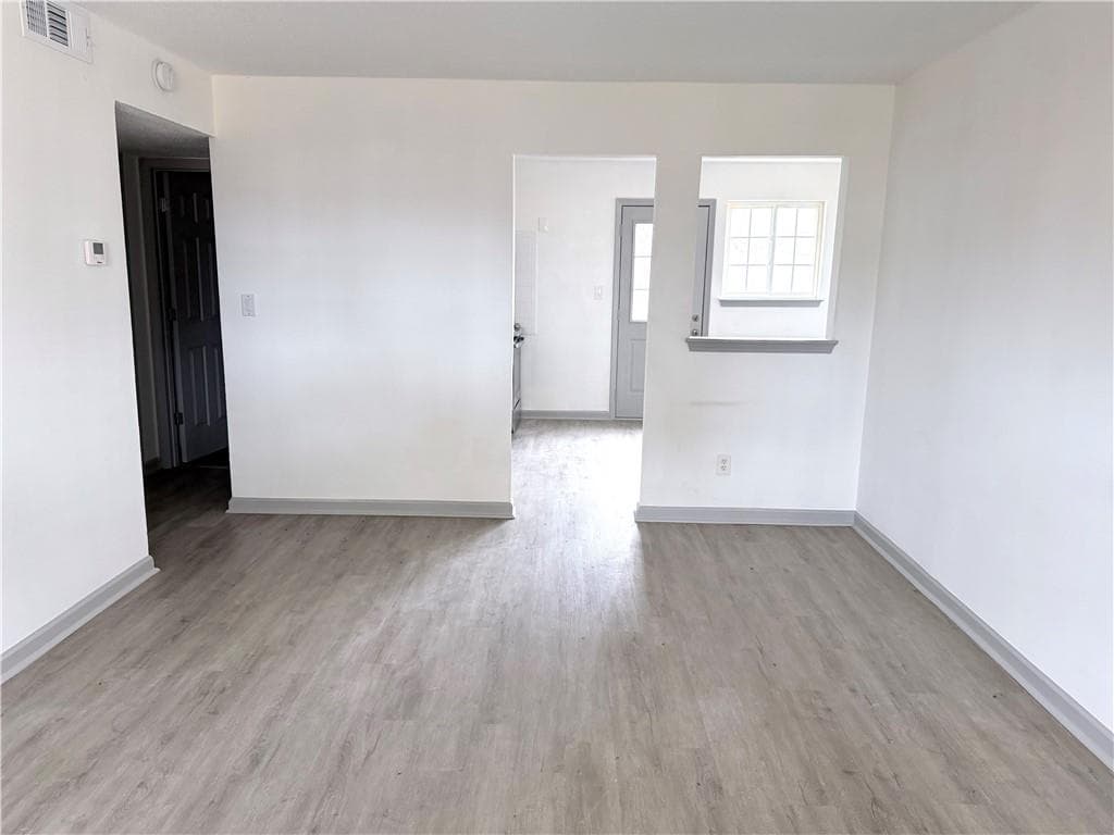 2 bedroom, 1 bathroom, 831 sq ft condominium for sale at 195 Sycamore Drive 39, Athens, GA 30606 — photo 7