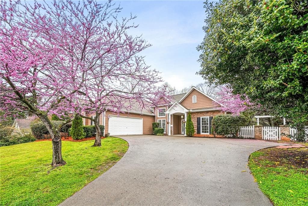 4950 Hyde Way, Cumming, GA 30040 — most recent listing photo