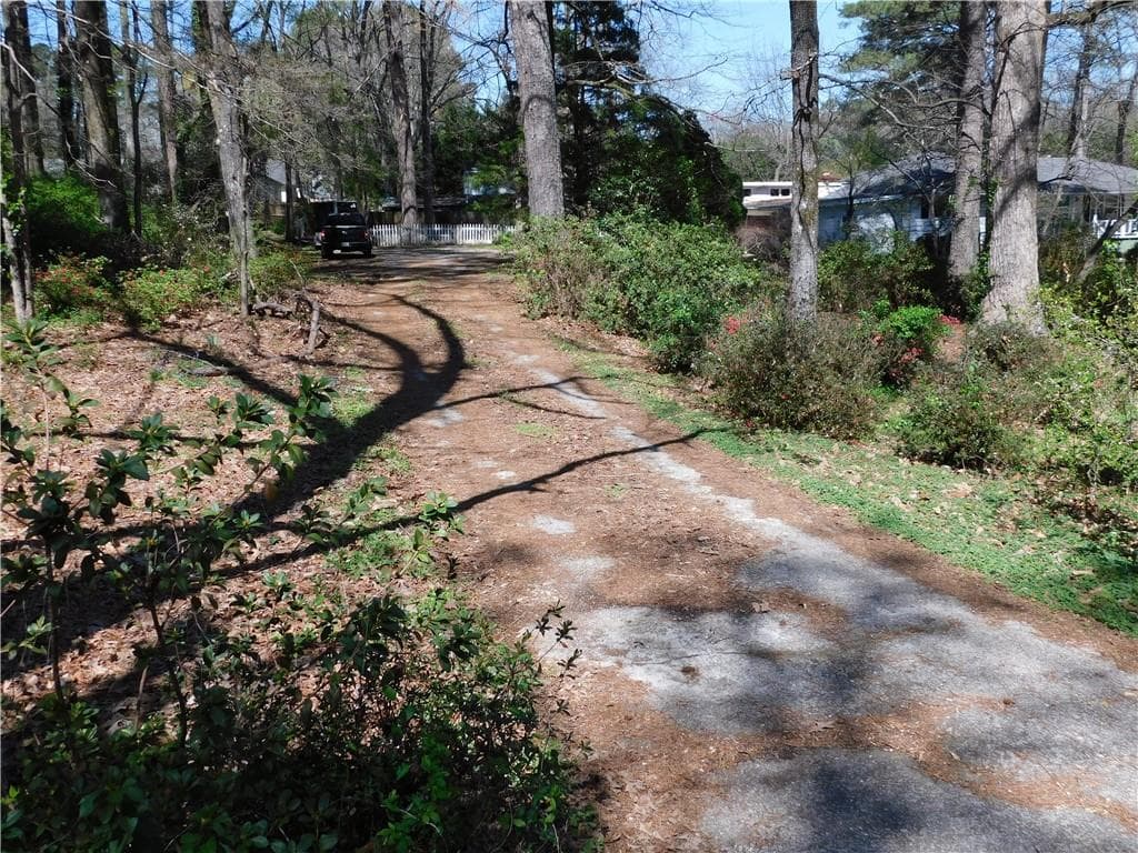 single family residence under contract at 5265 Five Forks Trickum Road, Lilburn, GA 30047 — photo 4