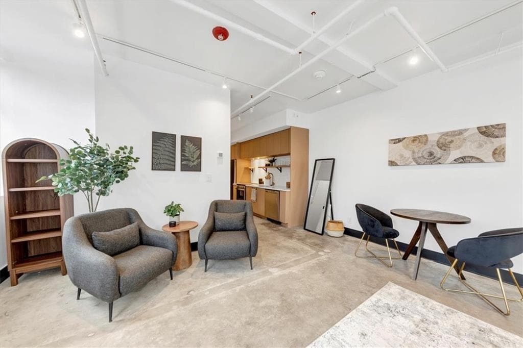 1 bedroom, 1 bathroom condominium under contract at 1805 HARVARD Avenue 304, College Park, GA 30337 — photo 6