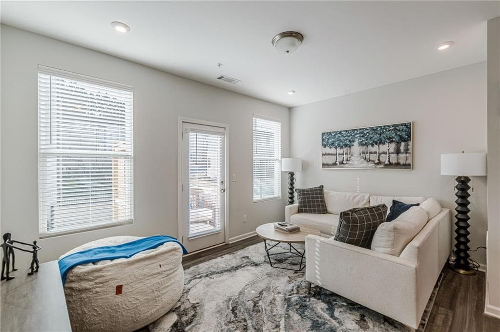 3 bedroom, 5 bathroom, 1,898 sq ft townhouse for rent at 1205 Skylar Lane, Atlanta, GA 30315 for $2,800 a month — photo 5