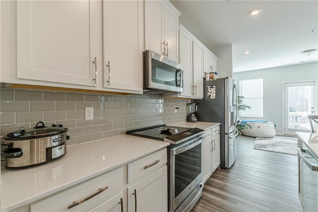 3 bedroom, 5 bathroom, 1,898 sq ft townhouse for rent at 1205 Skylar Lane, Atlanta, GA 30315 for $2,800 a month — photo 9