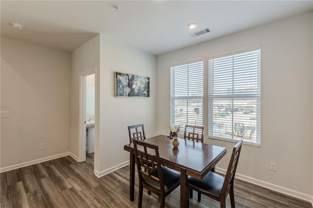 3 bedroom, 5 bathroom, 1,898 sq ft townhouse for rent at 1205 Skylar Lane, Atlanta, GA 30315 for $2,800 a month — photo 10