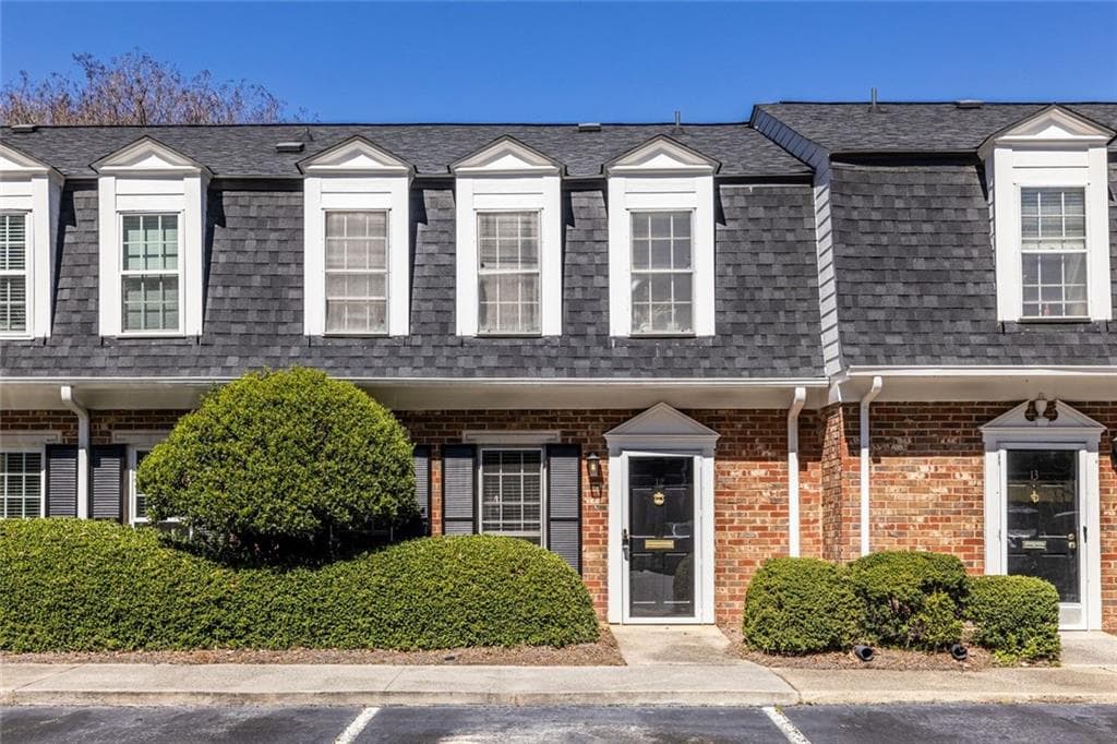 12 Bassett Hall Place, Atlanta, GA 30318 — most recent listing photo