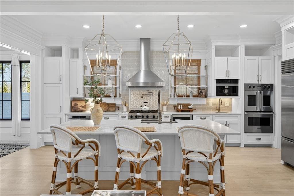6 bedroom, 6 bathroom single family residence for rent at 1812 Wellbourne Drive, Atlanta, GA 30324 for $19,500 a month — photo 4