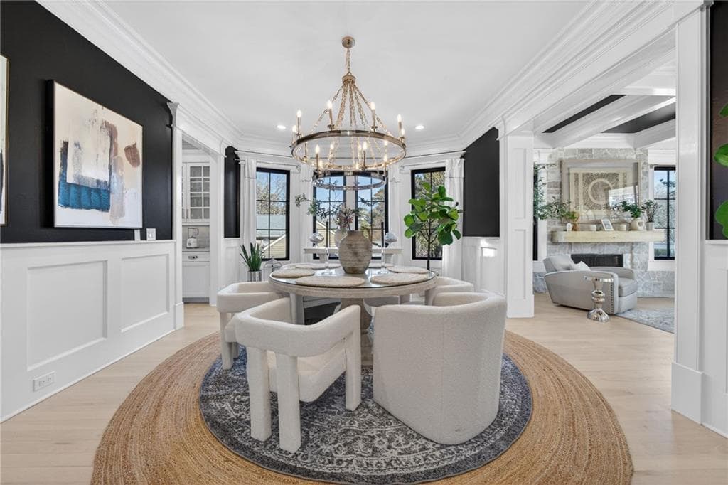 6 bedroom, 6 bathroom single family residence for rent at 1812 Wellbourne Drive, Atlanta, GA 30324 for $19,500 a month — photo 5
