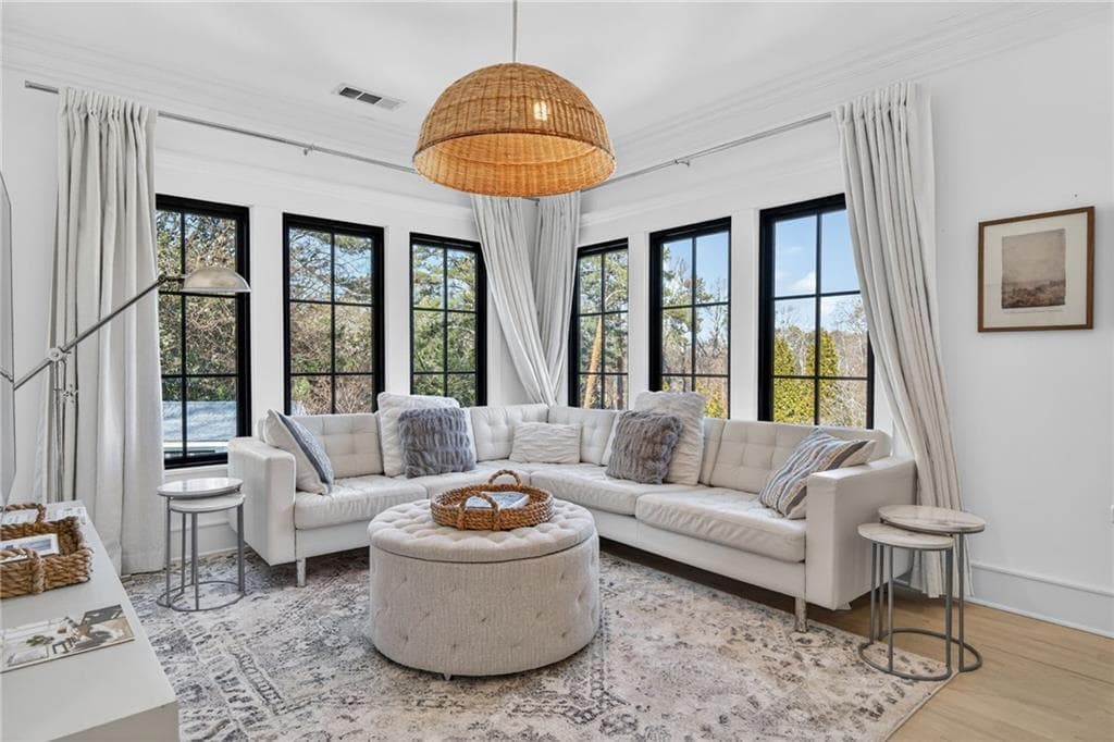 6 bedroom, 6 bathroom single family residence for rent at 1812 Wellbourne Drive, Atlanta, GA 30324 for $19,500 a month — photo 9