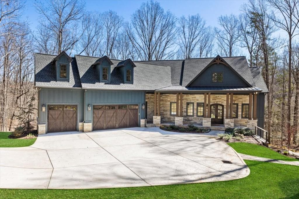 6 bedroom, 6 bathroom, 5,707 sq ft single family residence for sale at 448 Golden Bear Pass, Dahlonega, GA 30533 — photo 2