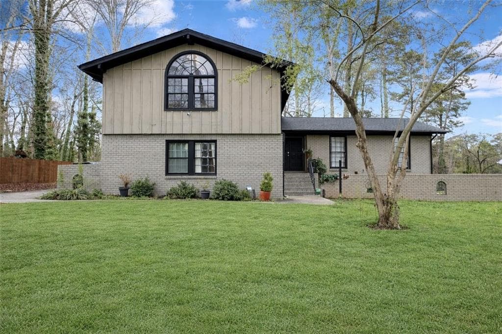 957 Rowland Road, Stone Mountain, GA 30083 — most recent listing photo