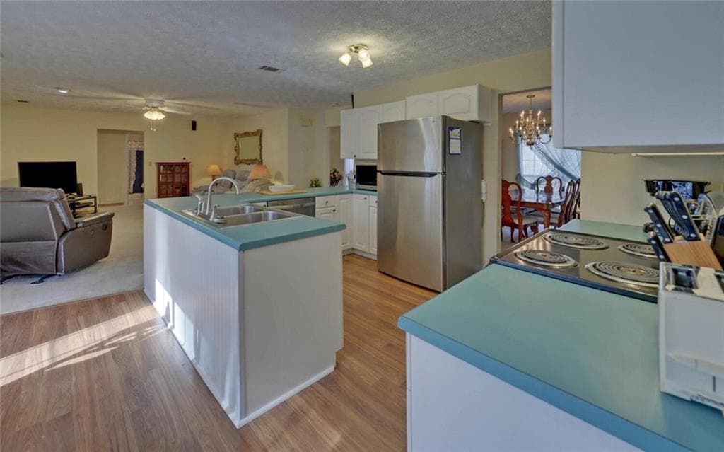 3 bedroom, 2 bathroom, 2,092 sq ft single family residence under contract at 24 Copper Mill Road, Dahlonega, GA 30533 — photo 4
