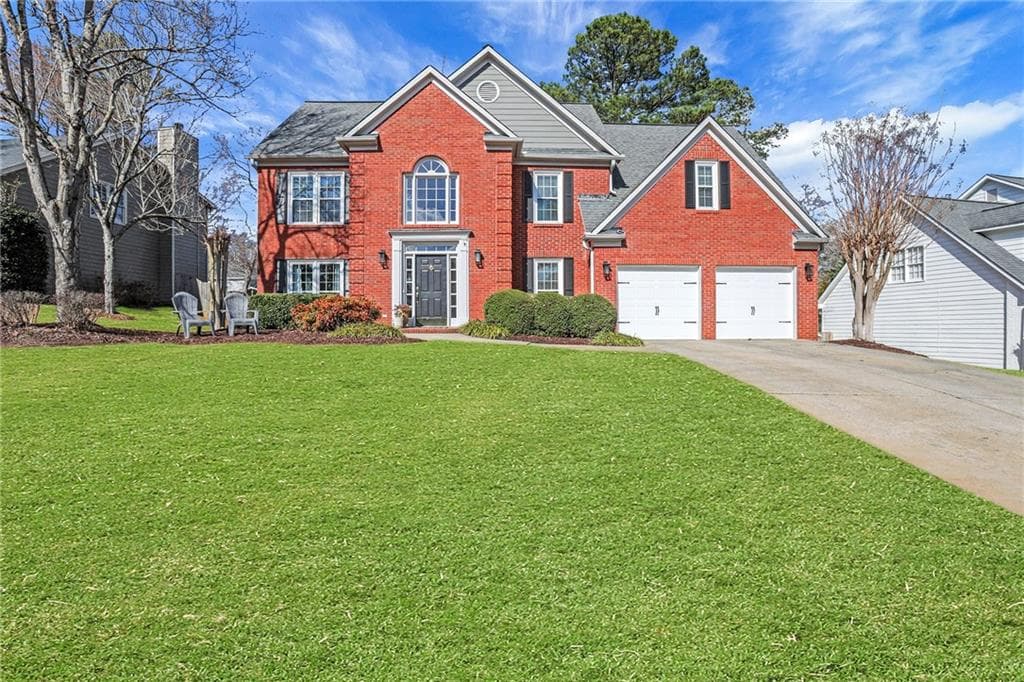 4 bedroom, 3 bathroom, 3,203 sq ft single family residence sold at 5670 N Hillbrooke Trace, Alpharetta, GA 30005