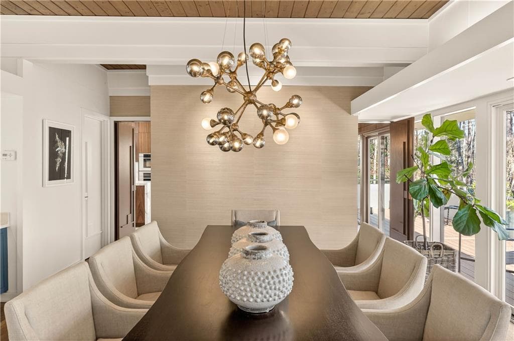 5 bedroom, 4 bathroom, 4,358 sq ft single family residence under contract at 1640 Winterthur Close, Atlanta, GA 30328 — photo 8