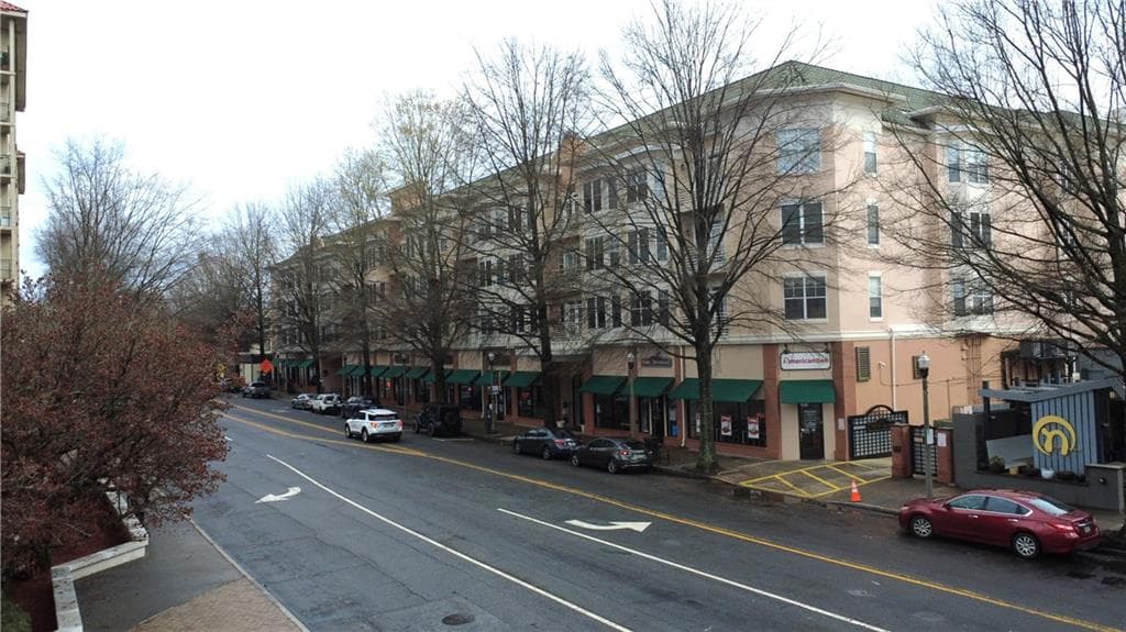 225 E Ponce De Leon Avenue 329, Decatur, GA 30030 — most recent listing photo