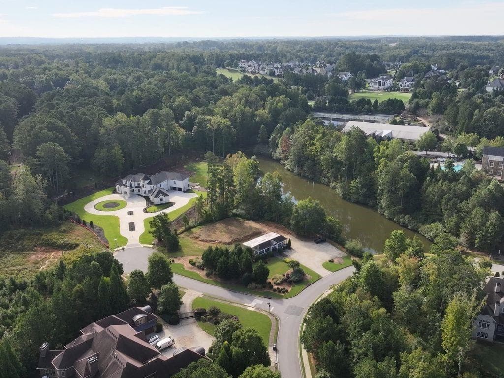 605 Stilwell Court