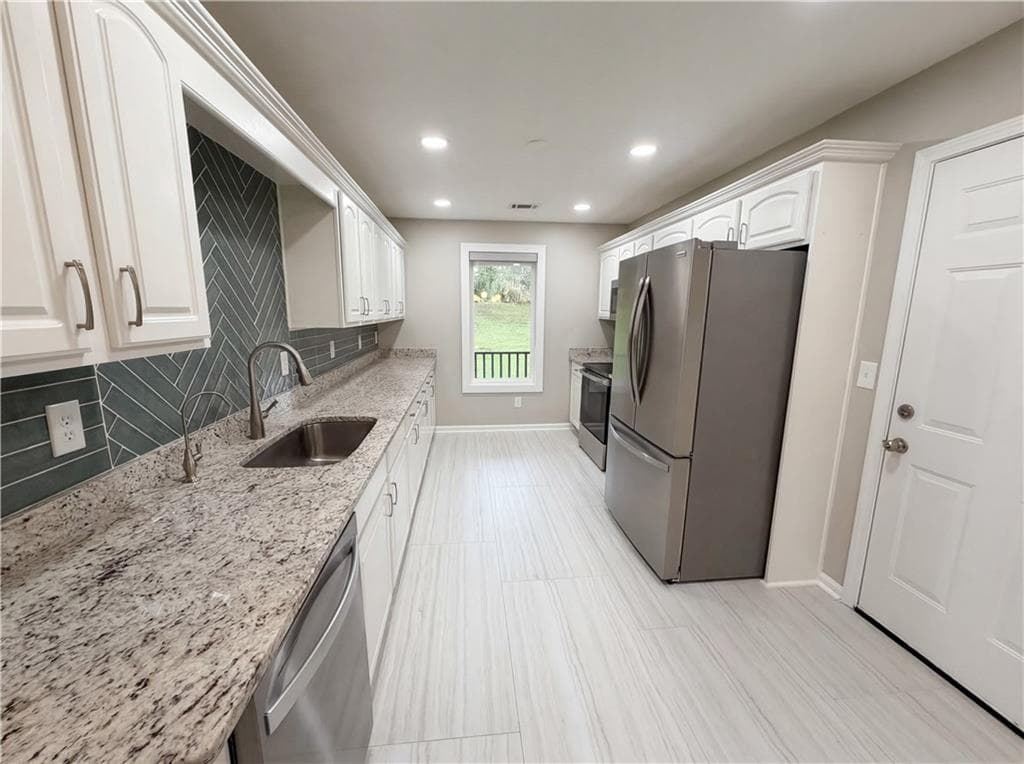 3 bedroom, 2 bathroom, 1,418 sq ft single family residence under contract at 4241 Grady Smith Road, Loganville, GA 30052 — photo 8