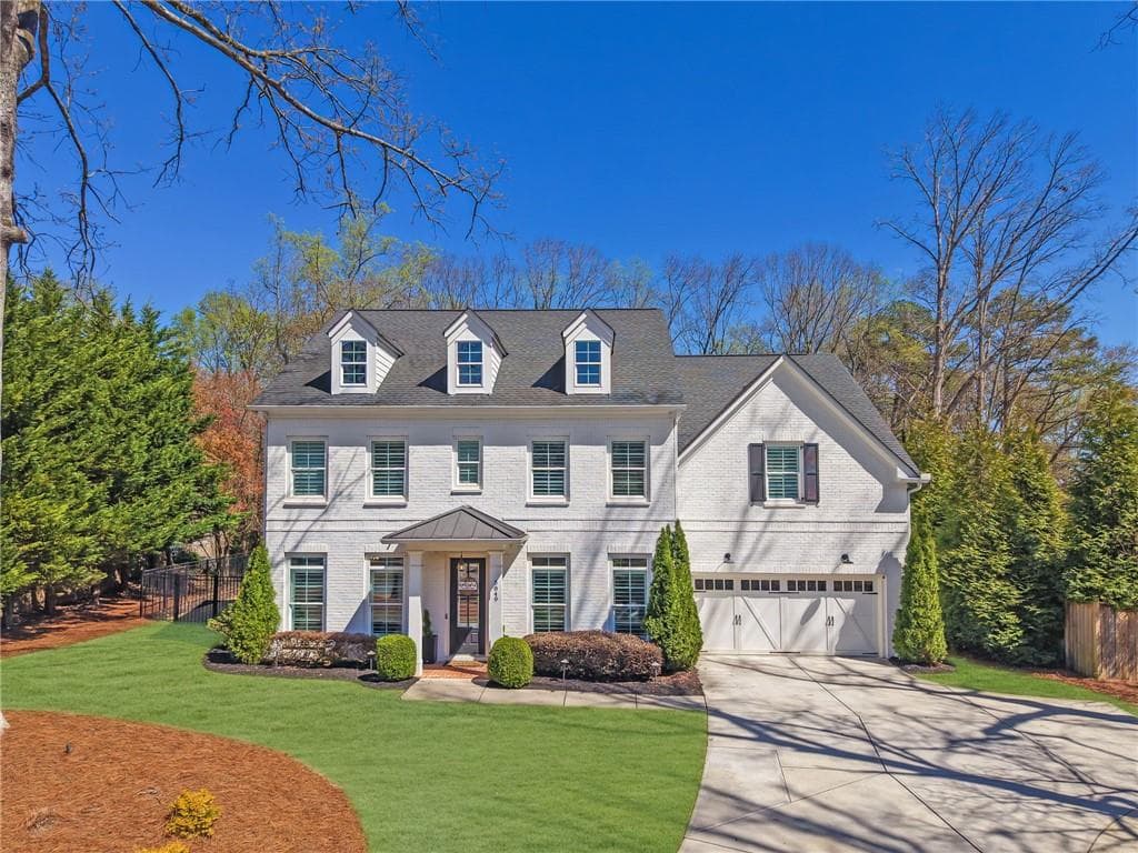 6 bedroom, 4 bathroom, 3,927 sq ft single family residence sold at 5849 Long Island Drive, Atlanta, GA 30328