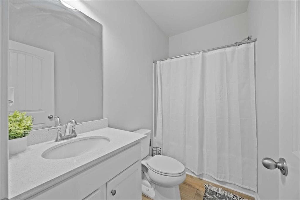 4 bedroom, 4 bathroom, 1,897 sq ft townhouse under contract at 215 Wallace Street, Fayetteville, GA 30214 — photo 6