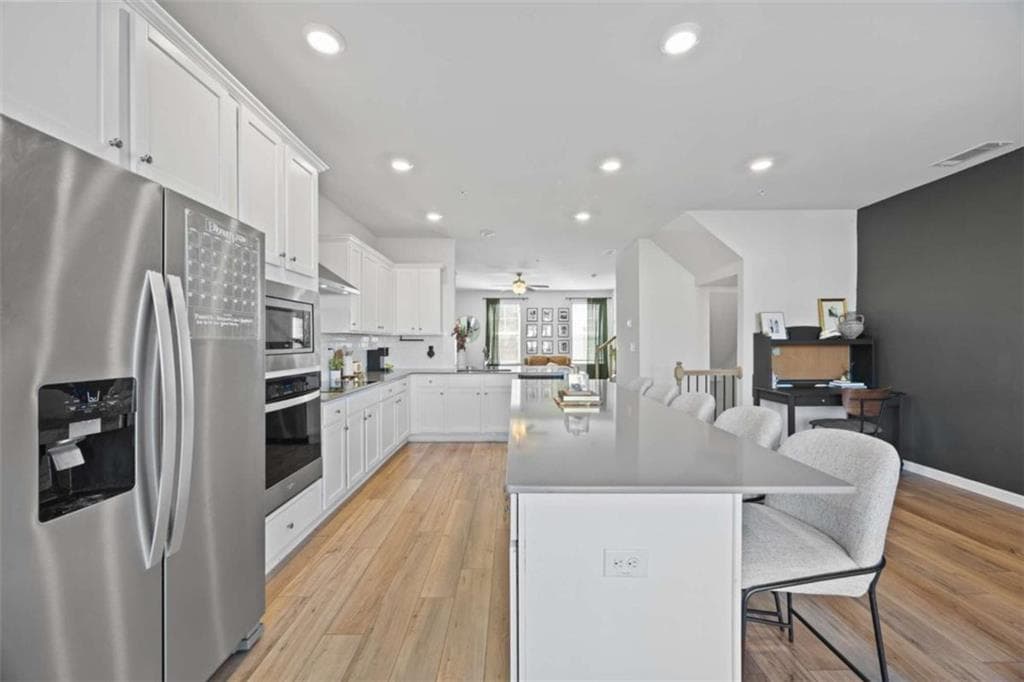 4 bedroom, 4 bathroom, 1,897 sq ft townhouse under contract at 215 Wallace Street, Fayetteville, GA 30214 — photo 10