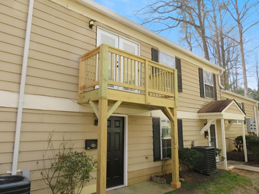 1336 Surrey Lane, Marietta, GA 30008 — most recent listing photo