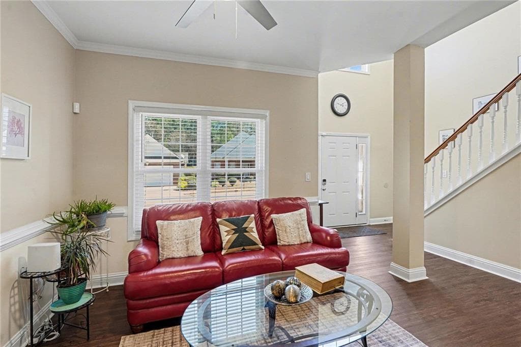 4 bedroom, 3 bathroom, 2,261 sq ft single family residence for sale at 226 Long Drive, Mcdonough, GA 30253 — photo 2
