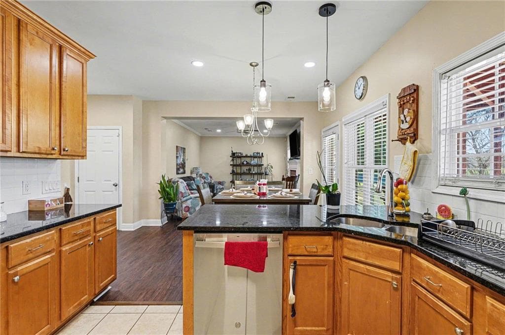 4 bedroom, 3 bathroom, 2,261 sq ft single family residence for sale at 226 Long Drive, Mcdonough, GA 30253 — photo 8