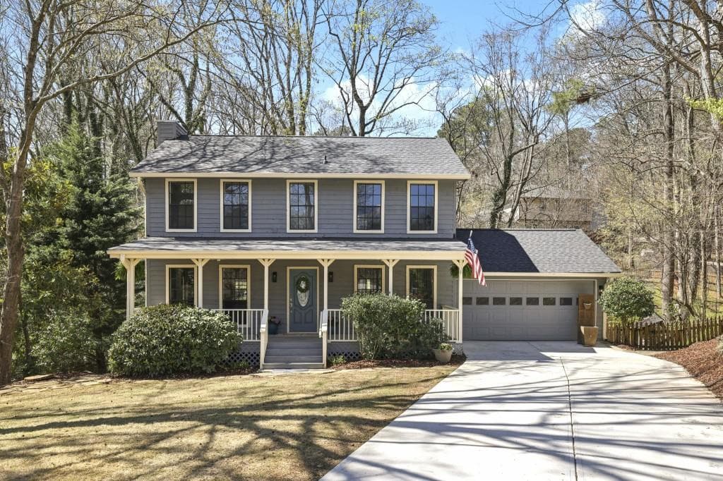 9950 Lake Forest Way, Roswell, GA 30076 — most recent listing photo
