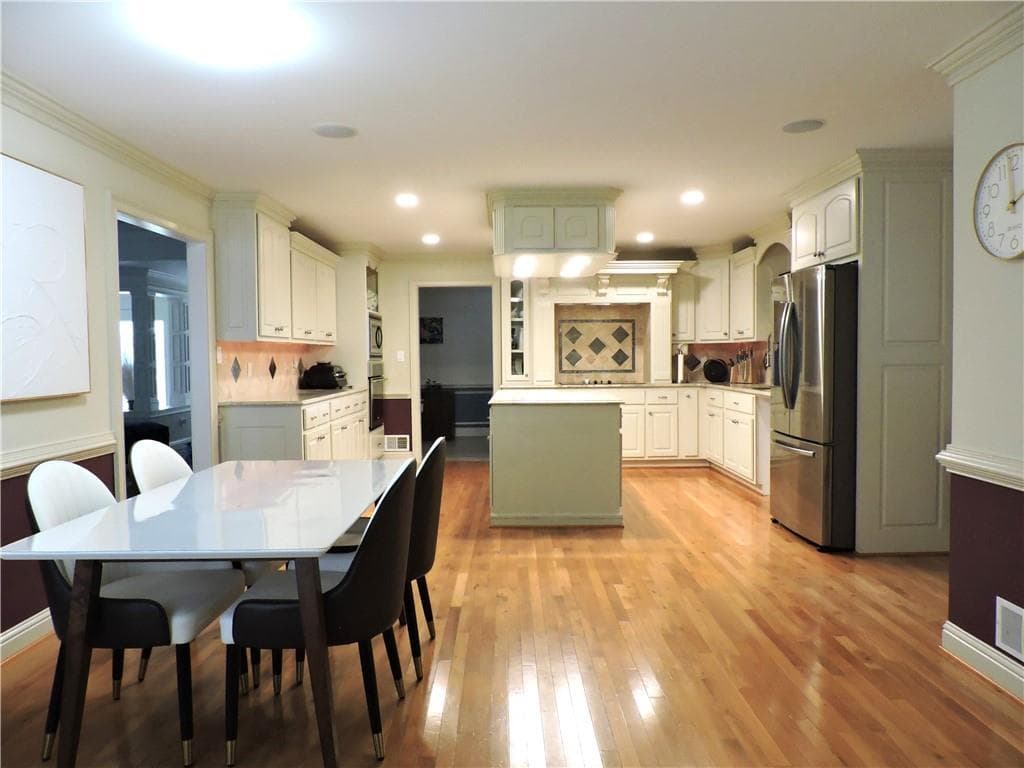 4 bedroom, 3 bathroom, 3,971 sq ft single family residence for sale at 1345 Humphries Road, Conyers, GA 30012 — photo 8