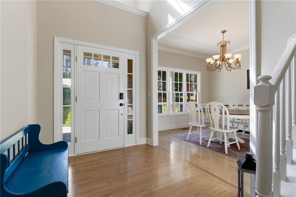 4 bedroom, 3 bathroom, 2,400 sq ft single family residence for sale at 5055 Hamptons Club Drive, Alpharetta, GA 30004 — photo 3
