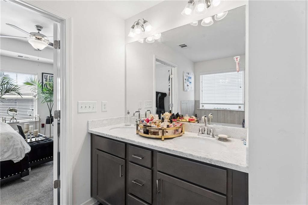 3 bedroom, 3 bathroom, 1,877 sq ft single family residence for sale at 817 Regal Lane, Atlanta, GA 30331 — photo 10