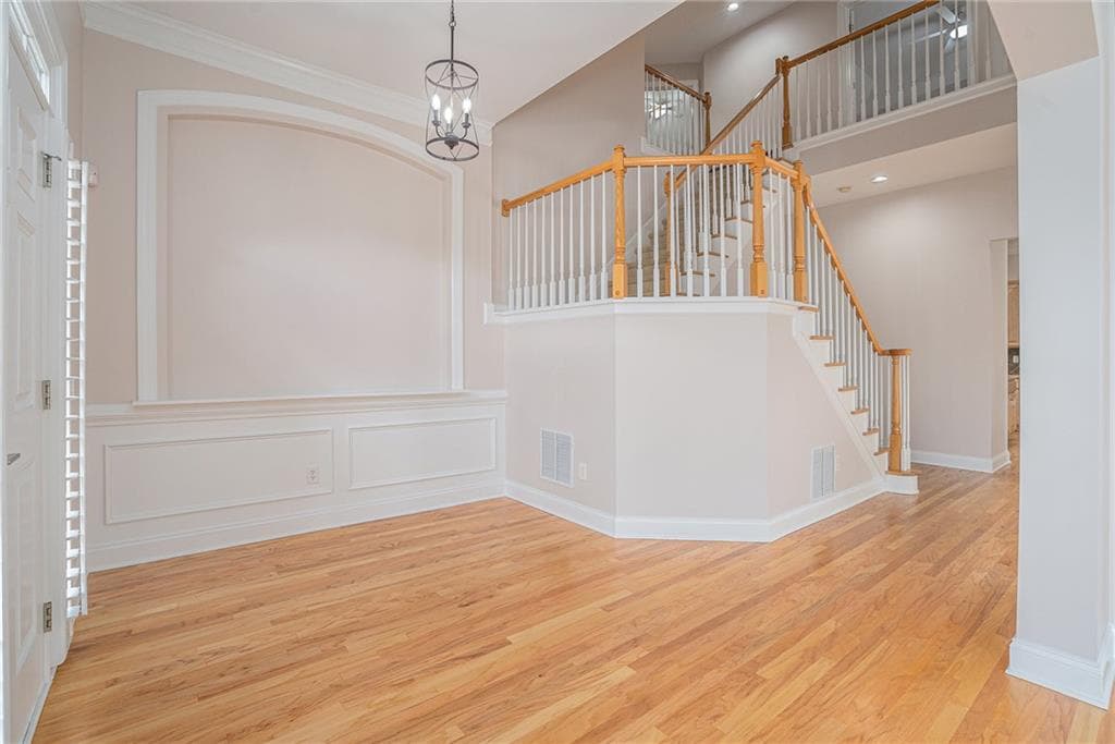 4 bedroom, 4 bathroom, 3,408 sq ft single family residence for sale at 5003 Village Terrace Drive, Atlanta, GA 30338 — photo 6