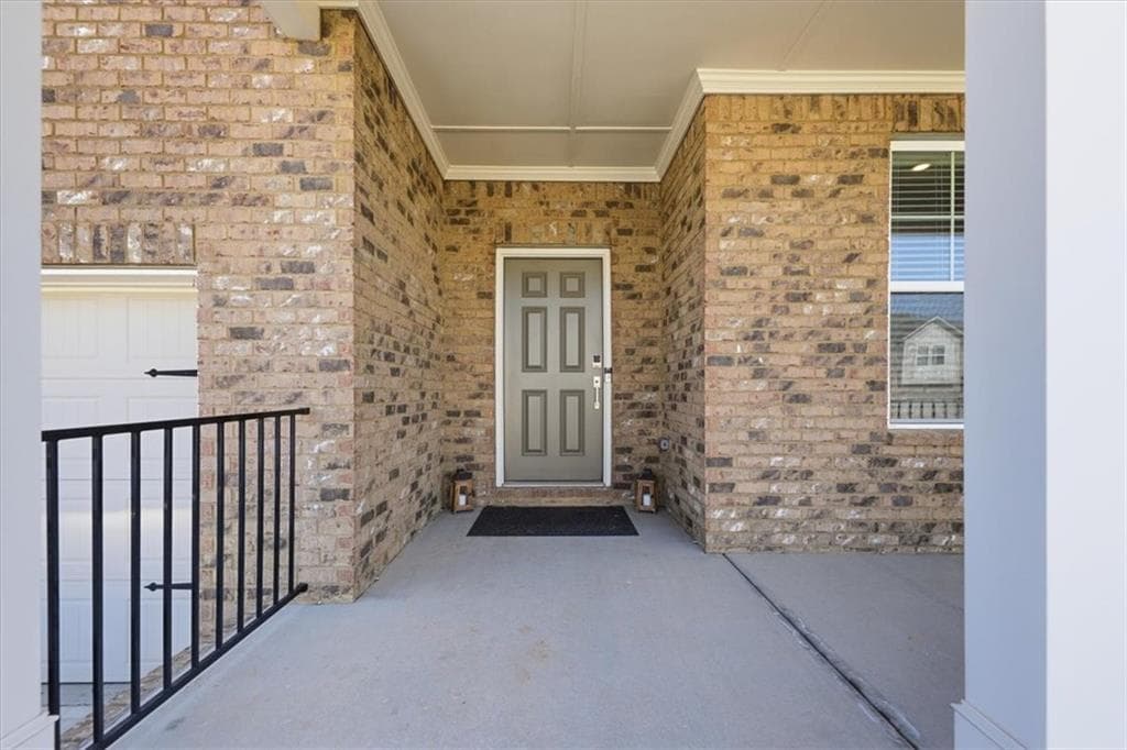 5 bedroom, 5 bathroom, 3,632 sq ft single family residence for sale at 3939 Alderstone Drive, Flowery Branch, GA 30542 — photo 4