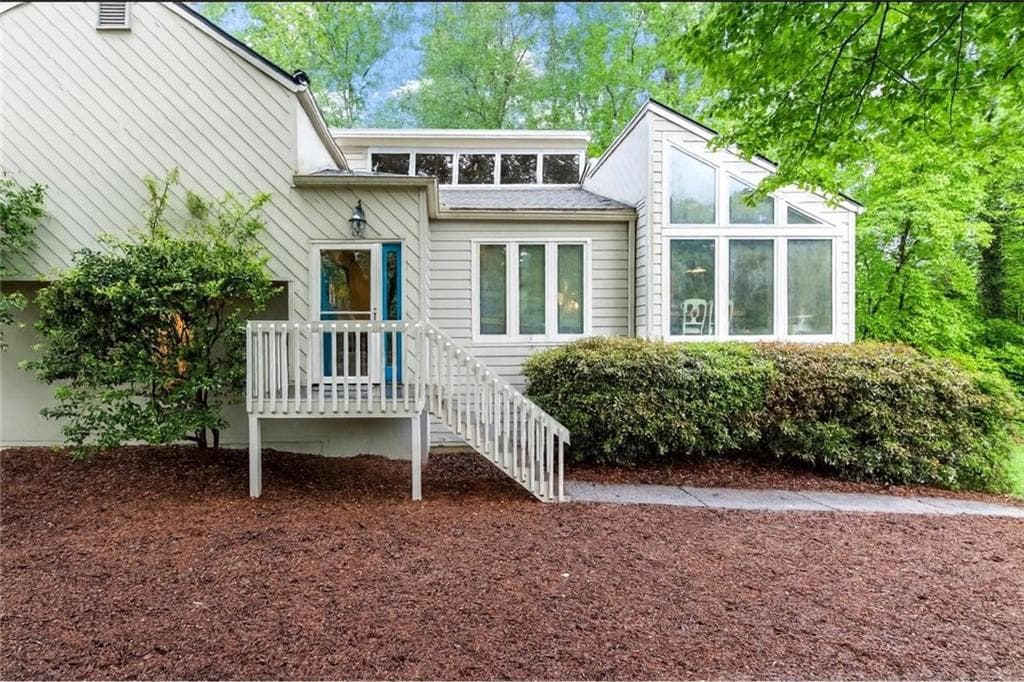 4 bedroom, 3 bathroom, 2,371 sq ft single family residence sold at 3087 Holly Mill Run, Marietta, GA 30062