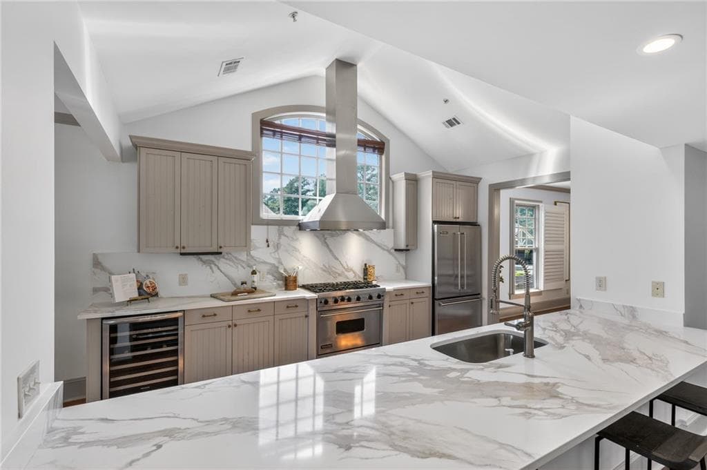3 bedroom, 2 bathroom, 2,586 sq ft condominium for sale at 125 Arbors Lane D, Eatonton, GA 31024 — photo 7