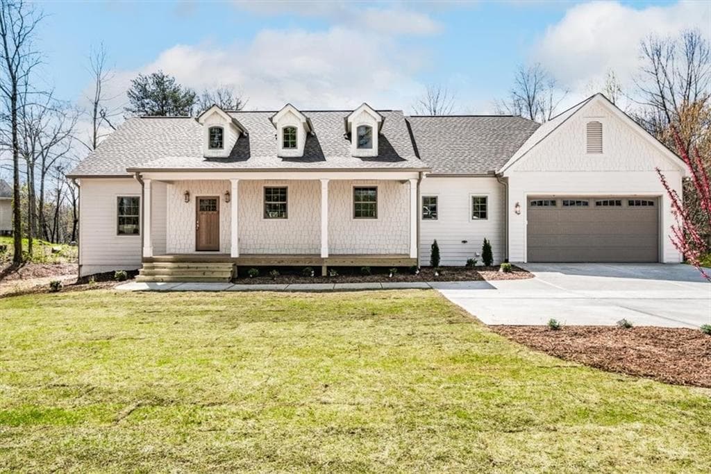 3 bedroom, 4 bathroom, 2,800 sq ft single family residence under contract at 6022 Ben Parks Road, Murrayville, GA 30564