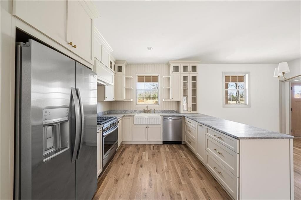 3 bedroom, 4 bathroom, 2,800 sq ft single family residence under contract at 6022 Ben Parks Road, Murrayville, GA 30564 — photo 9