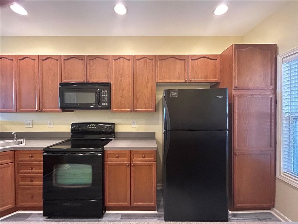 3 bedroom, 3 bathroom condominium for rent at 1992 Hoods Fort Circle 22, Kennesaw, GA 30144 for $2,200 a month — photo 9
