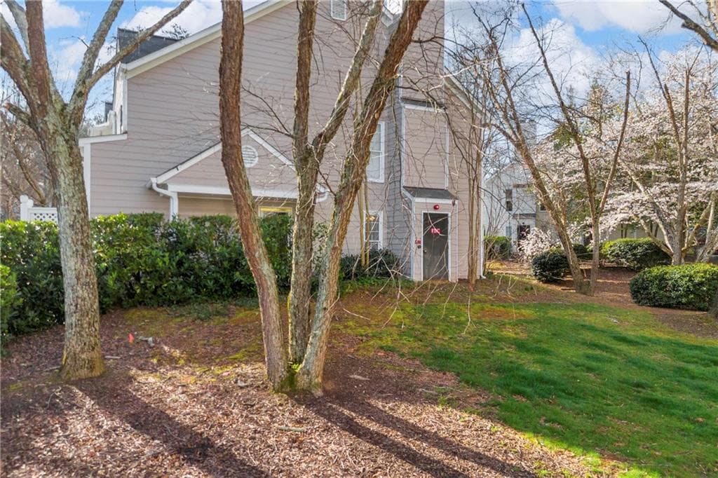 2 bedroom, 2 bathroom, 1,222 sq ft condominium for sale at 3088 Camden Way, Alpharetta, GA 30005 — photo 3