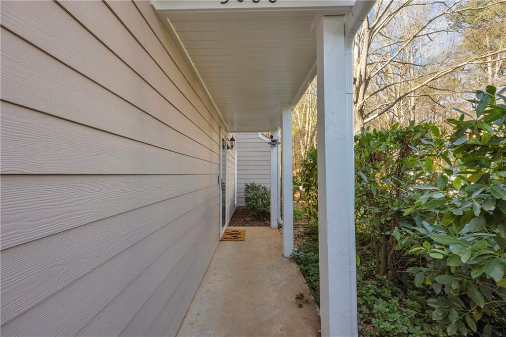 2 bedroom, 2 bathroom, 1,222 sq ft condominium for sale at 3088 Camden Way, Alpharetta, GA 30005 — photo 7