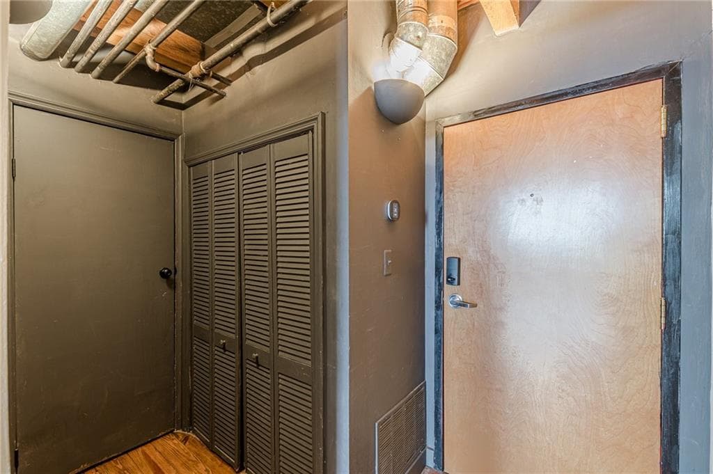 1 bedroom, 1 bathroom, 746 sq ft condominium for sale at 63 Mangum Street 3, Atlanta, GA 30313 — photo 6