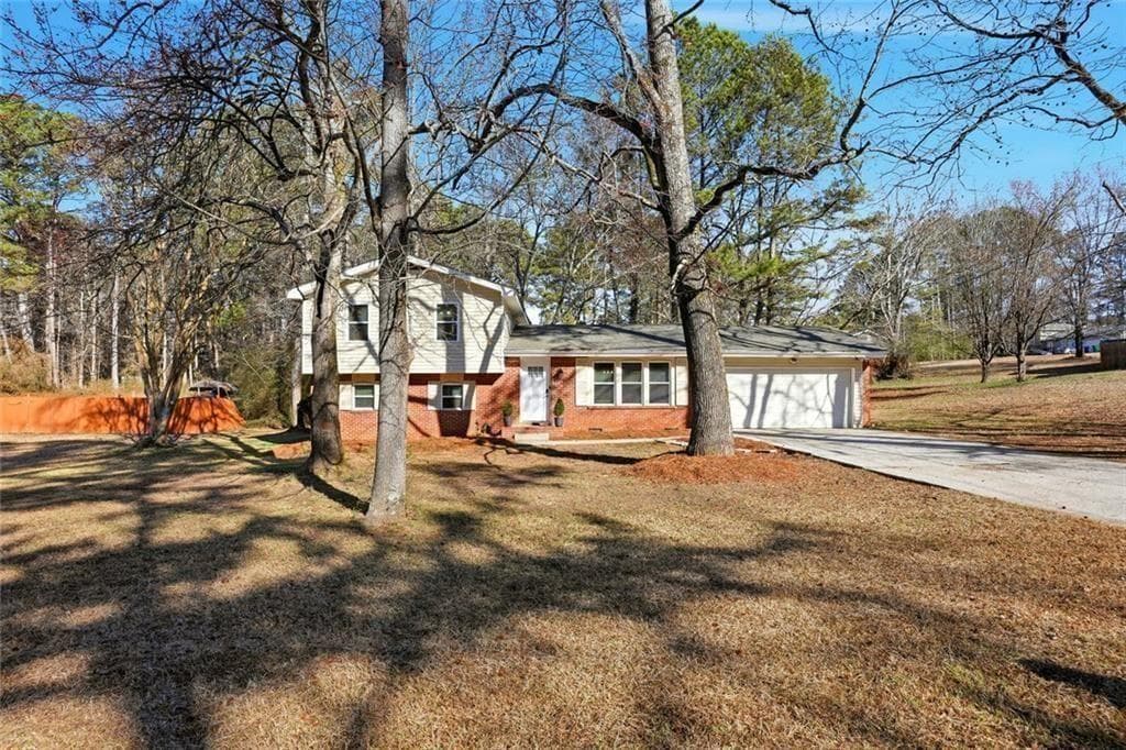 6310 Field Glen Road, Stone Mountain, GA 30087 — most recent listing photo