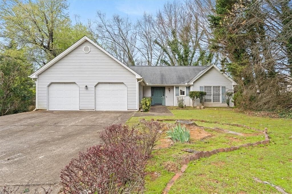 215 Frellig Trace, Johns Creek, GA 30022 — most recent listing photo